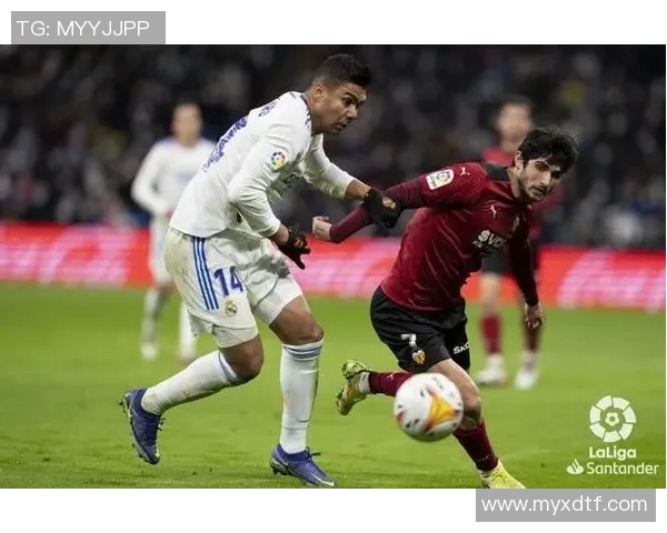 杭州足球队以66分领跑洲际杯积分榜展现强劲实力